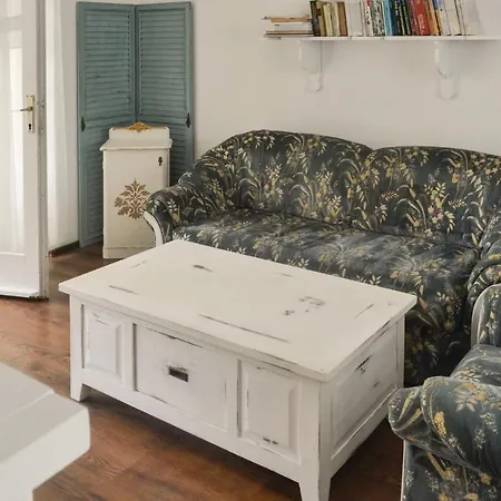 Awesome In W/ 4 Bedrooms 希欧福克